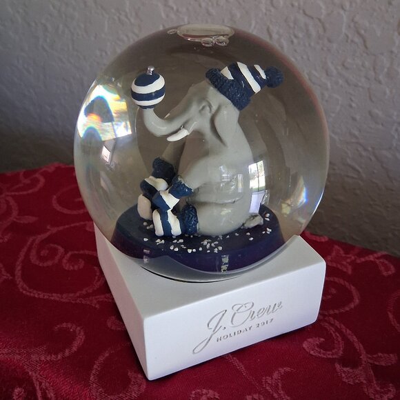 J. Crew Holiday 2017 Collectible Snow Globe - Picture 6 of 10
